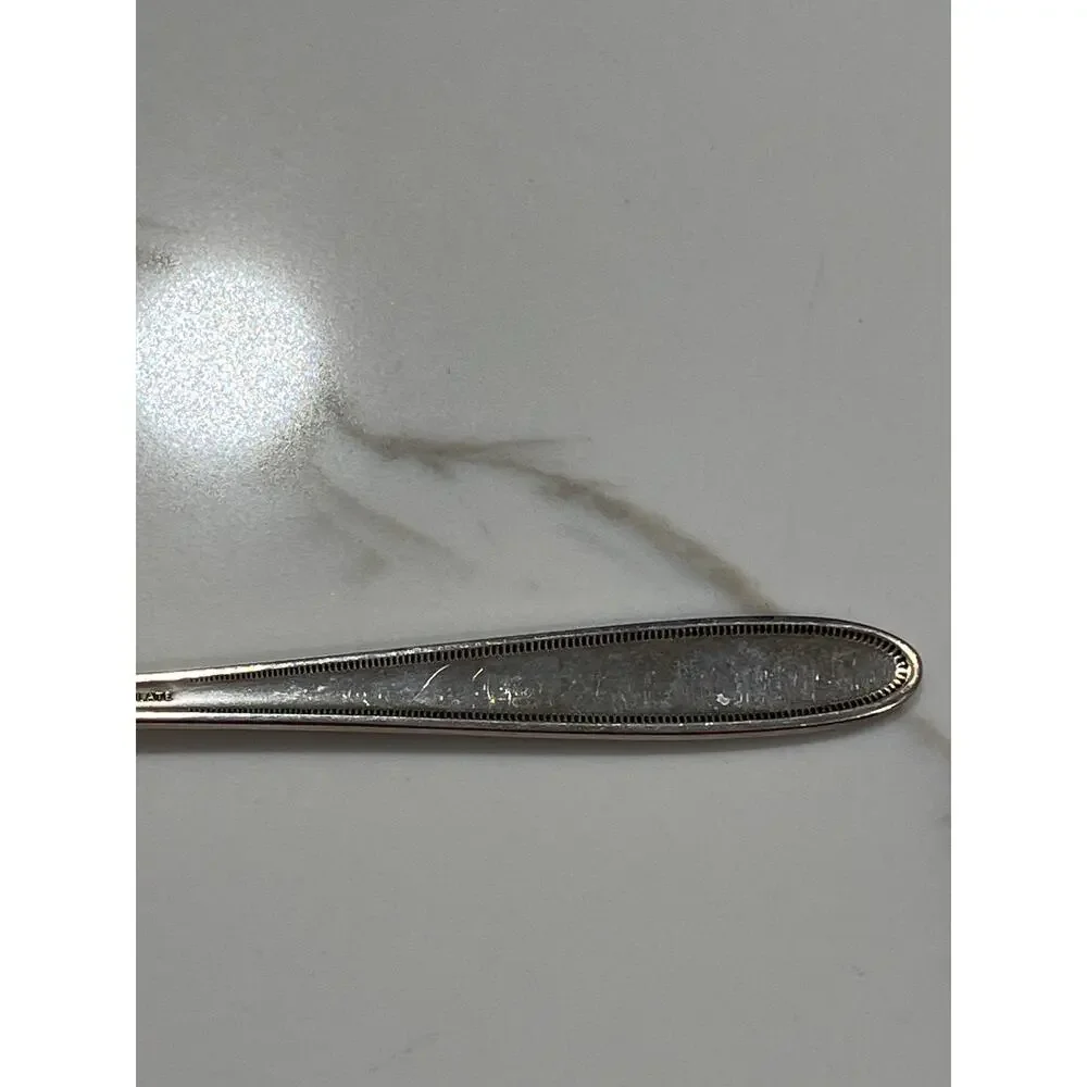 GROSVENOR‎ 1921 Silverplate Pierced Tomato Server No Monogram